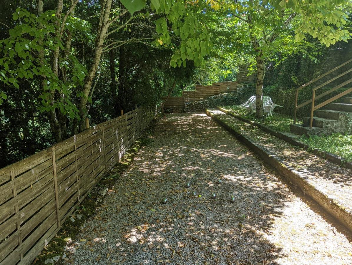Le Domaine De La Croze Panzió Gramat Kültér fotó